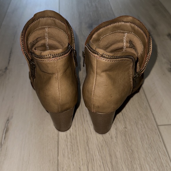 Booties - Picture 4 of 7